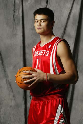 谁会说不?美媒设想掘金快船互换交易:小卡祖巴茨+1首轮换约基奇和添头