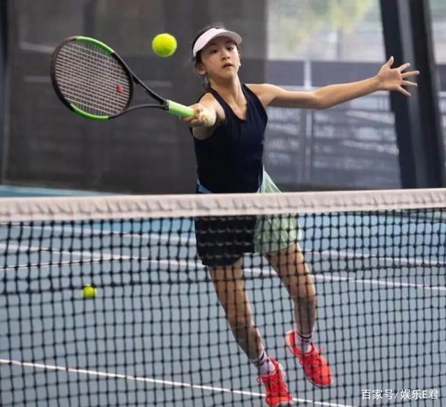 球职业化的 球职业化的