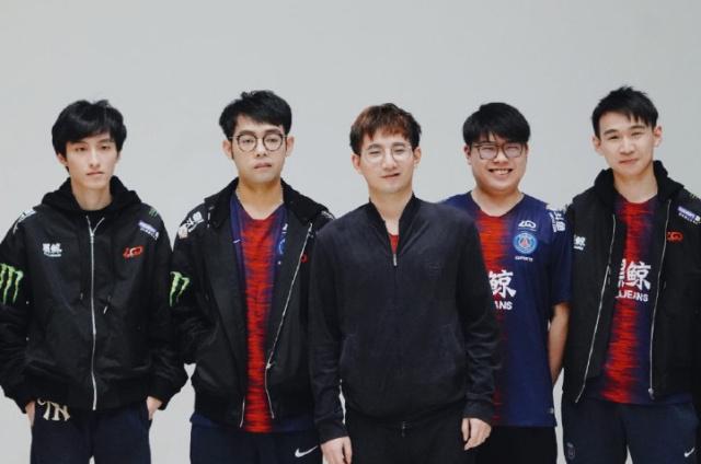 明凭借冷静 明凭借冷静