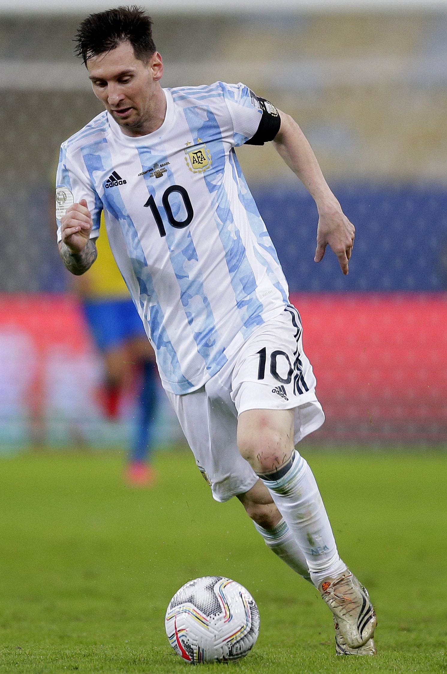 移动端则承 移动端则承