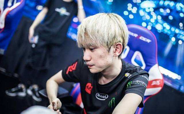 队仍少分 队仍少分